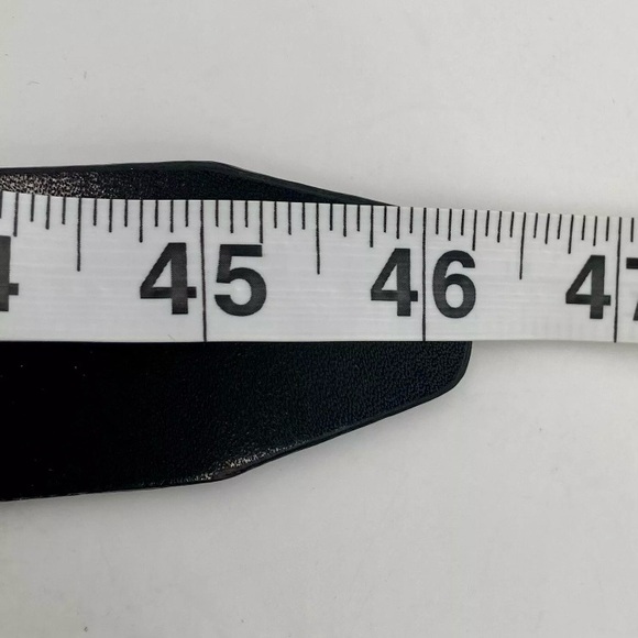 NINE WEST Women’s Black Leather Belt w/ Square Nickel Buckle +/- 46 Inches - Picture 6 of 9